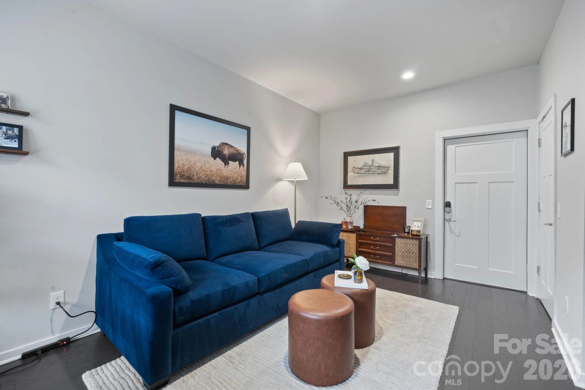 1214 Macomb Place - Photo 4