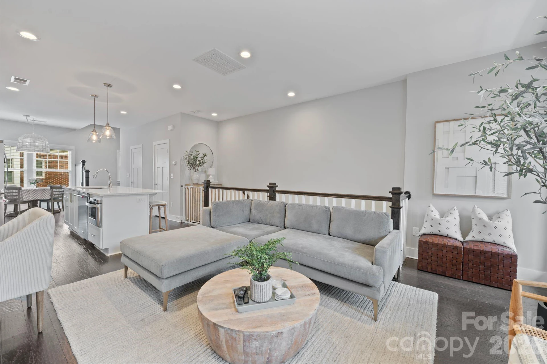 1214 Macomb Place - Photo 7