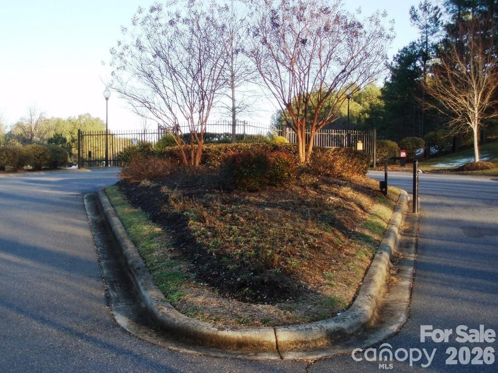 211 Ridge Top Drive #11 - Photo 4