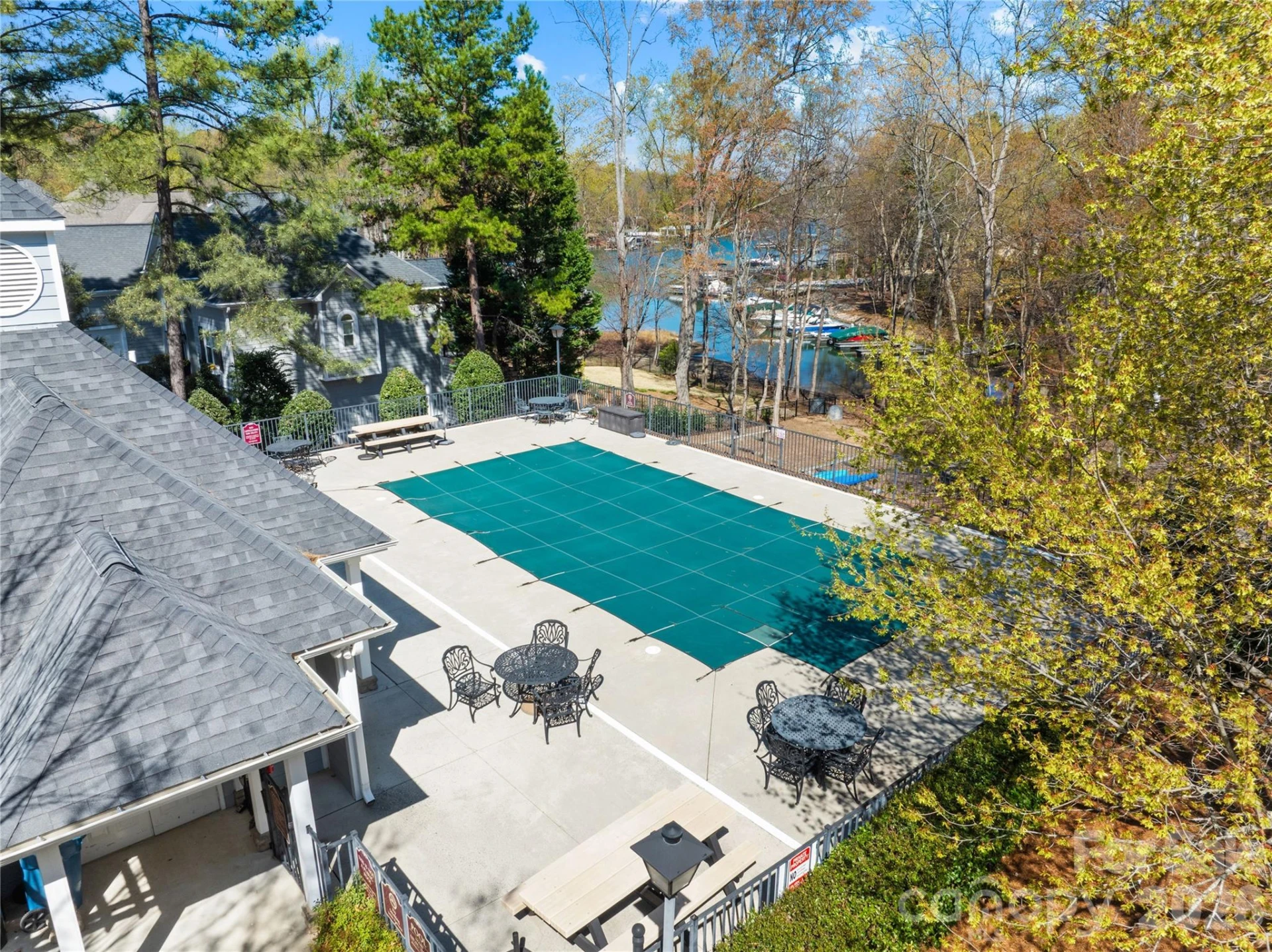20307 Southshore Drive - Photo 3