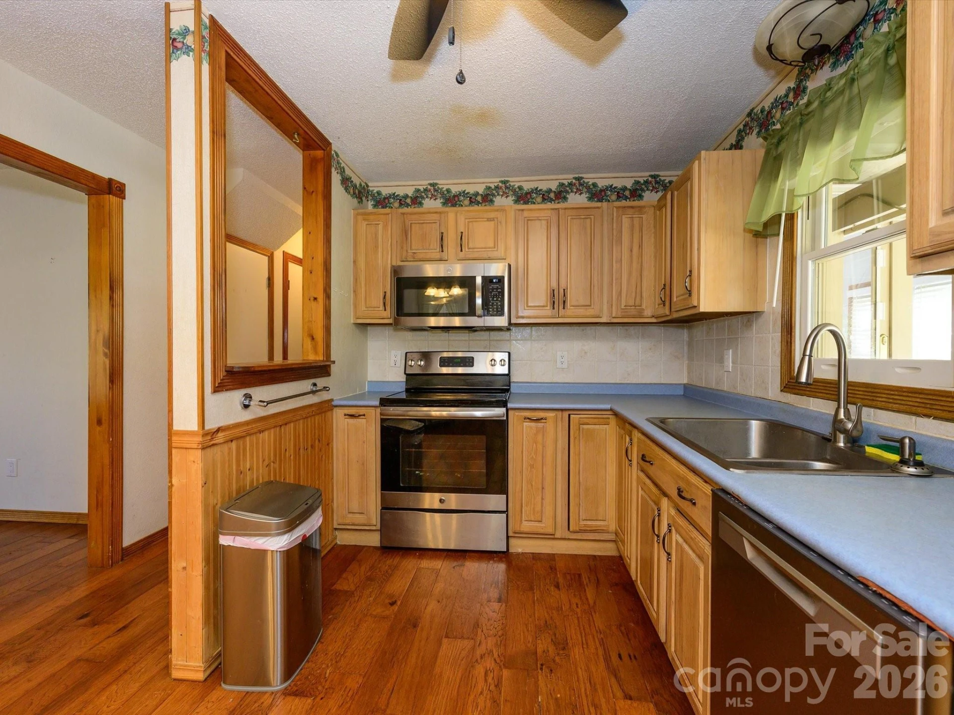 579 Brown Lee Drive - Photo 9