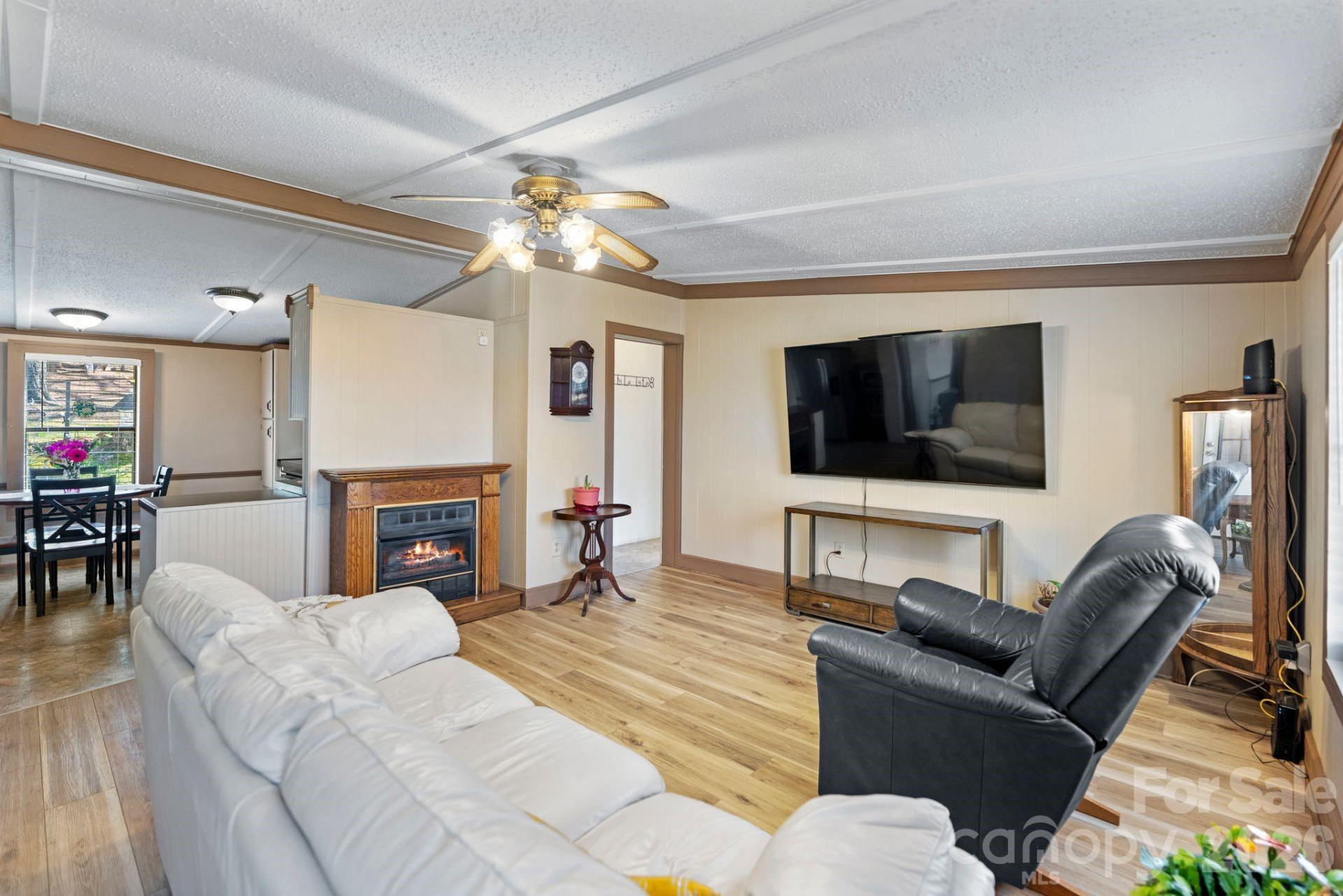 2496 Messer Street - Photo 6