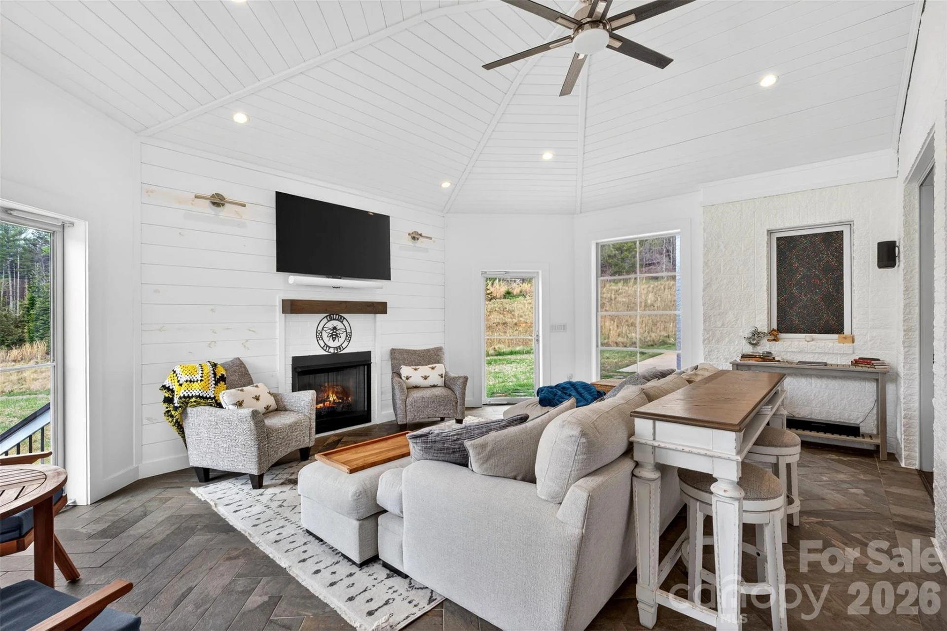 300 Springhill Drive - Photo 26