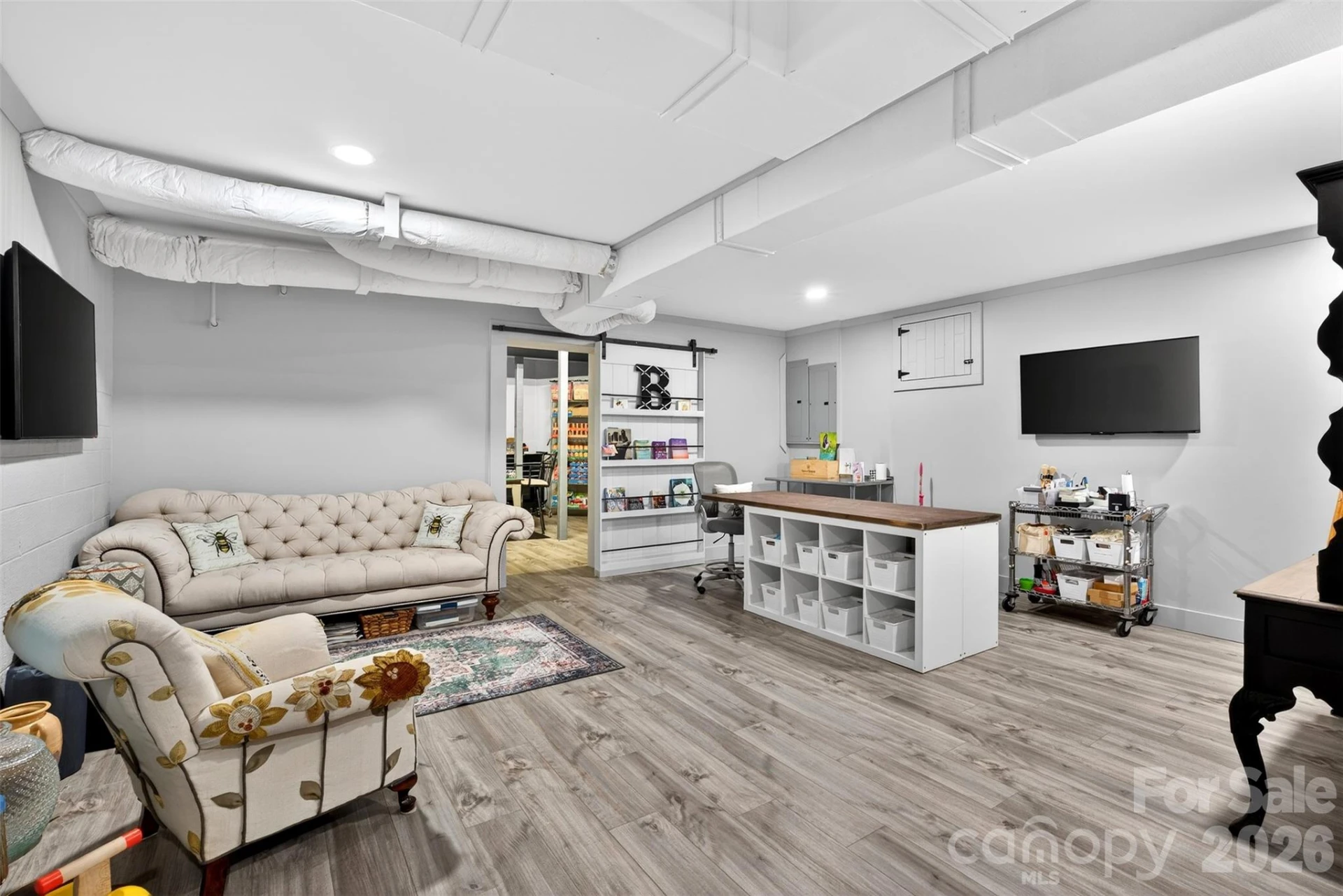 300 Springhill Drive - Photo 46