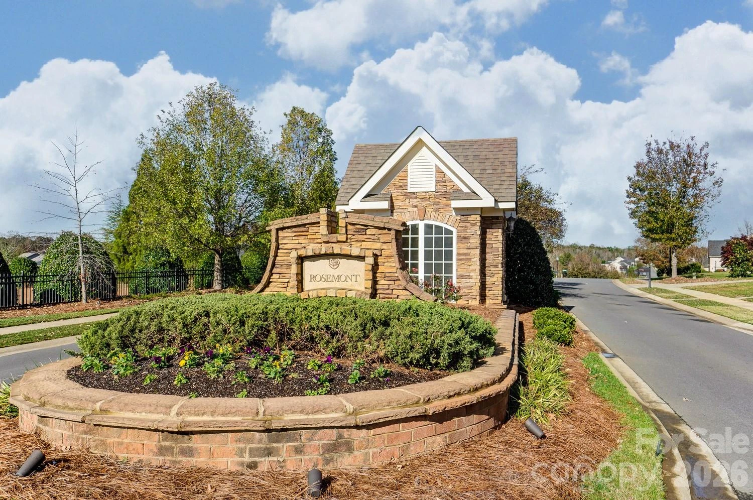 1282 Yellow Springs Drive - Photo 44