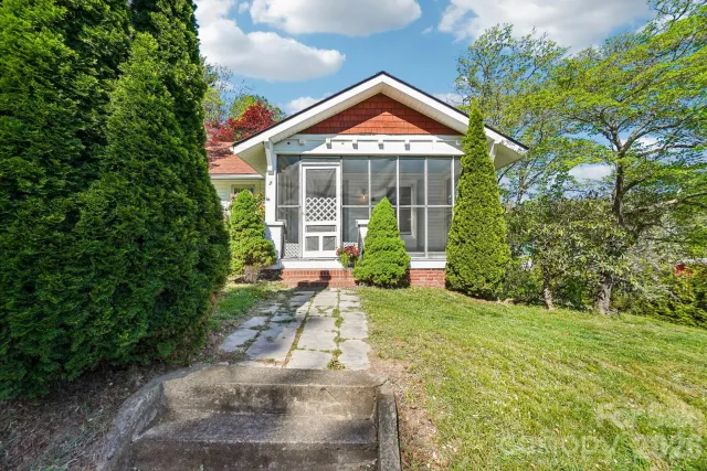 7 Oteen Park Place