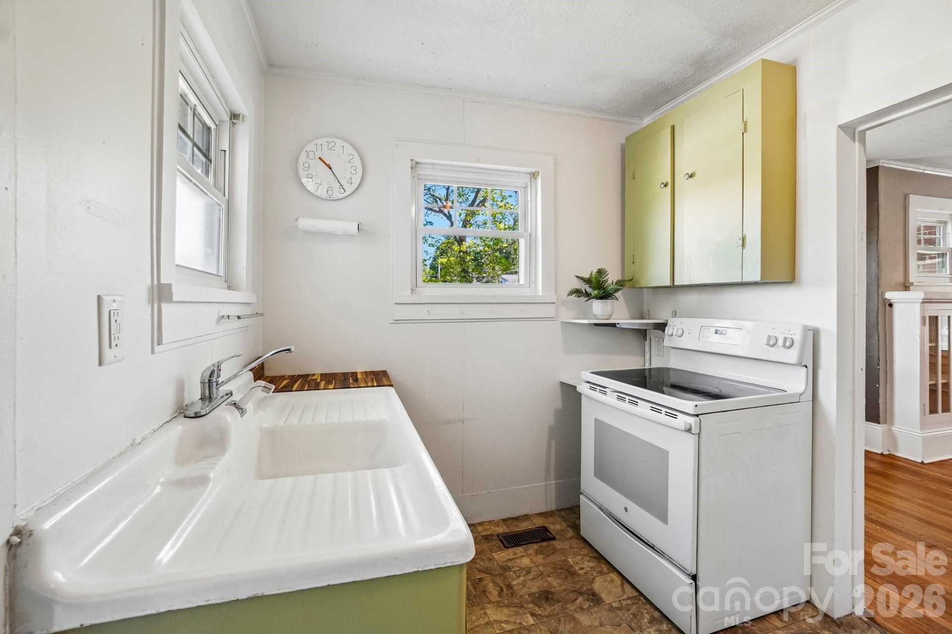 7 Oteen Park Place - Photo 12