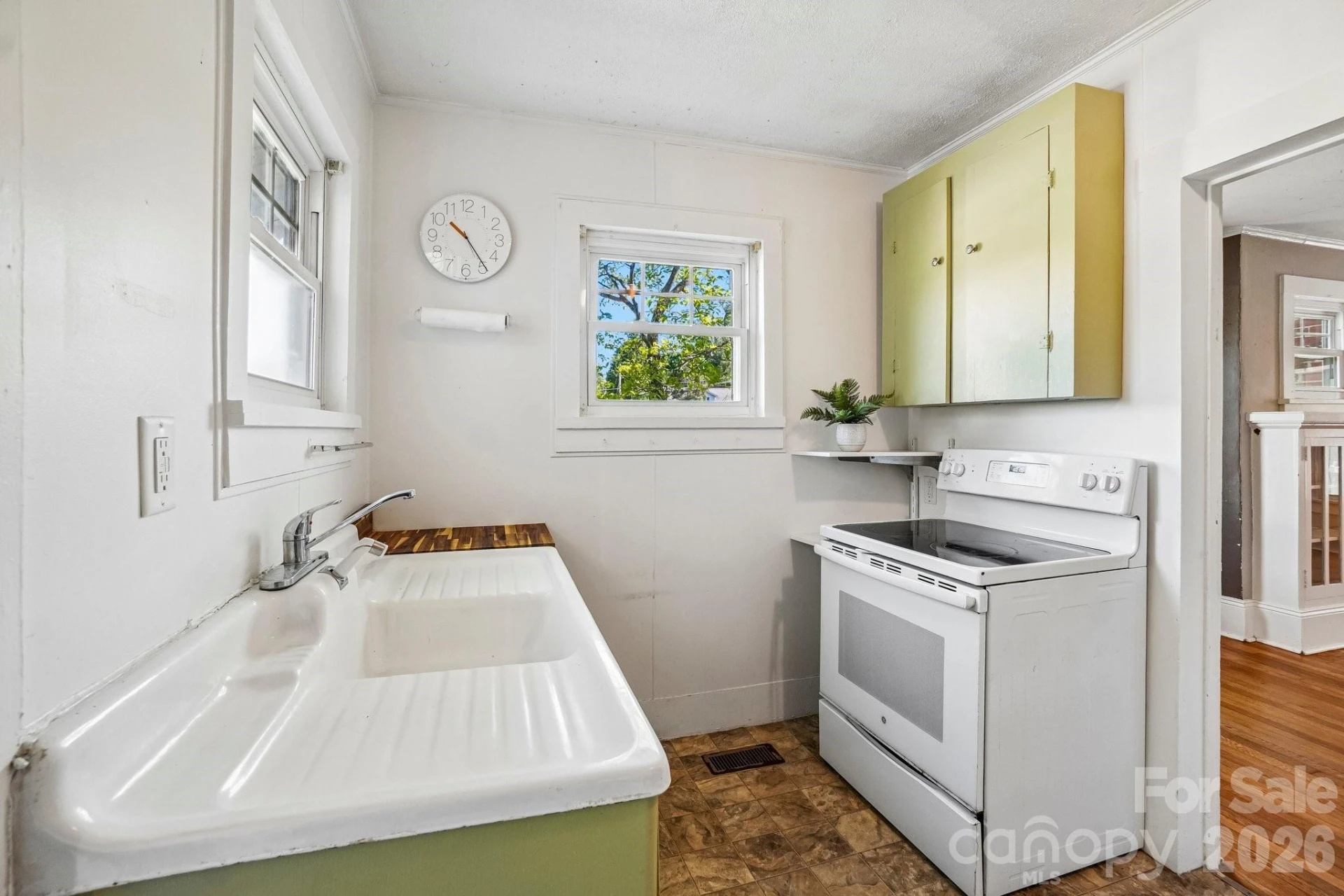 7 Oteen Park Place - Photo 12
