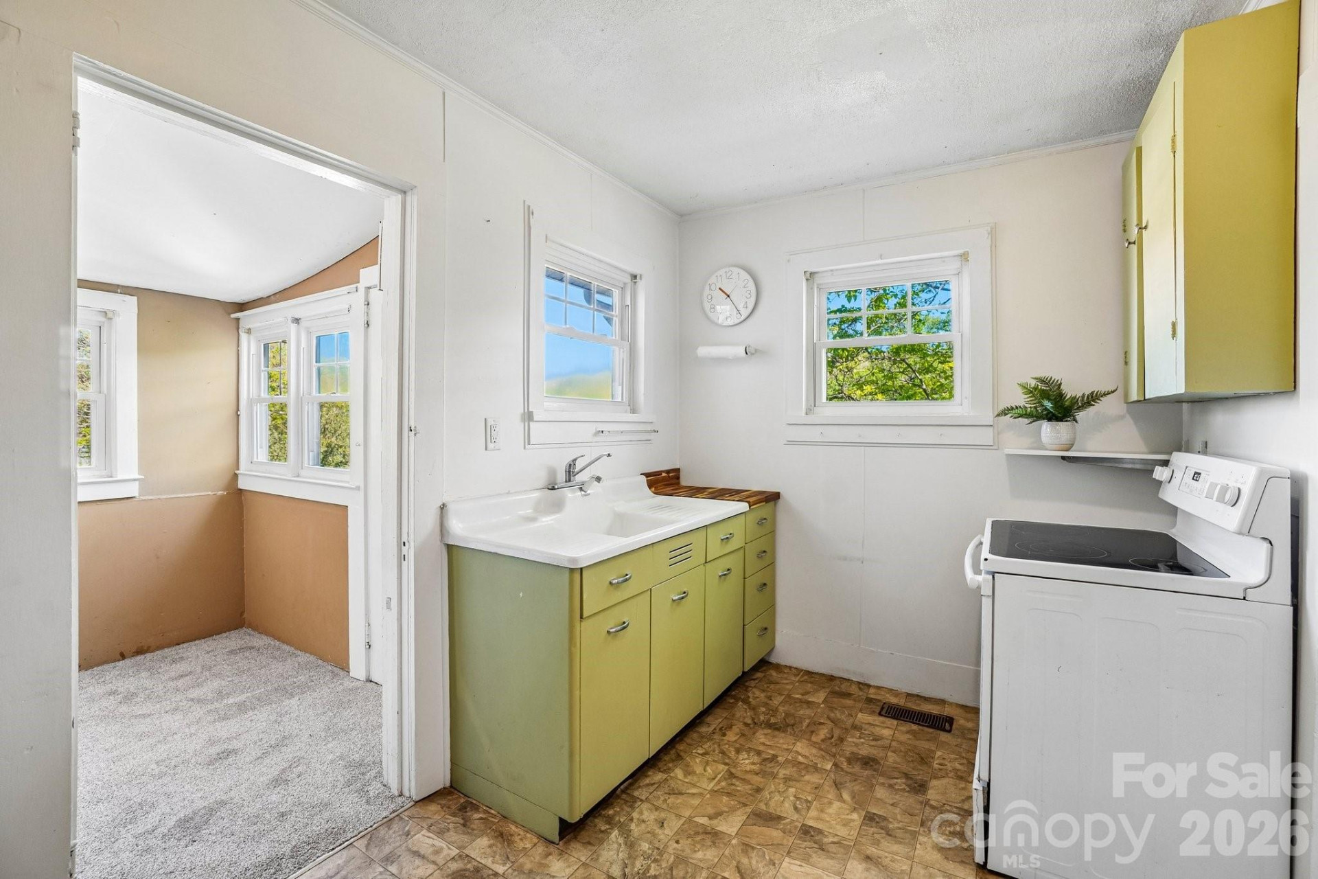 7 Oteen Park Place - Photo 10