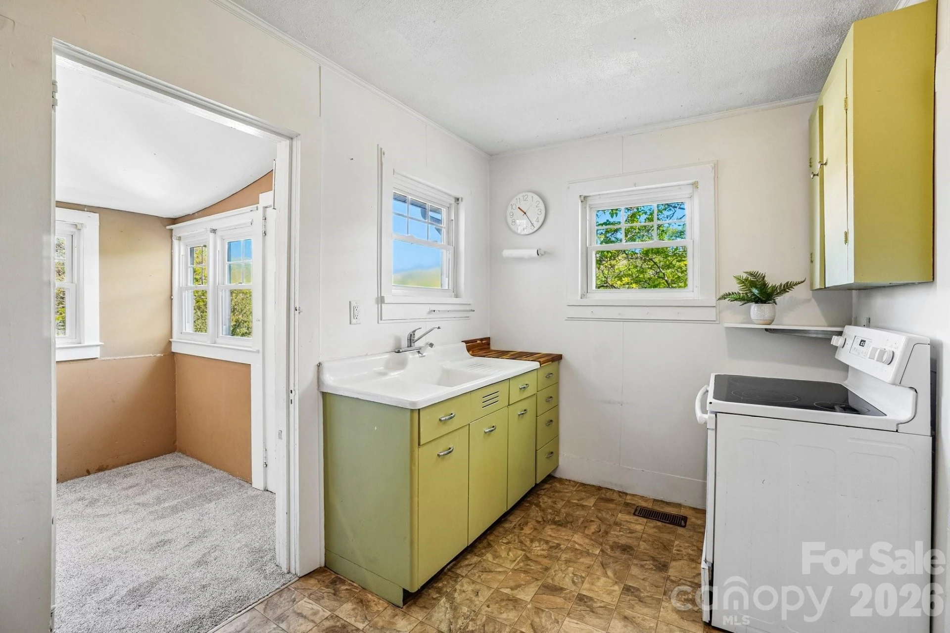 7 Oteen Park Place - Photo 10