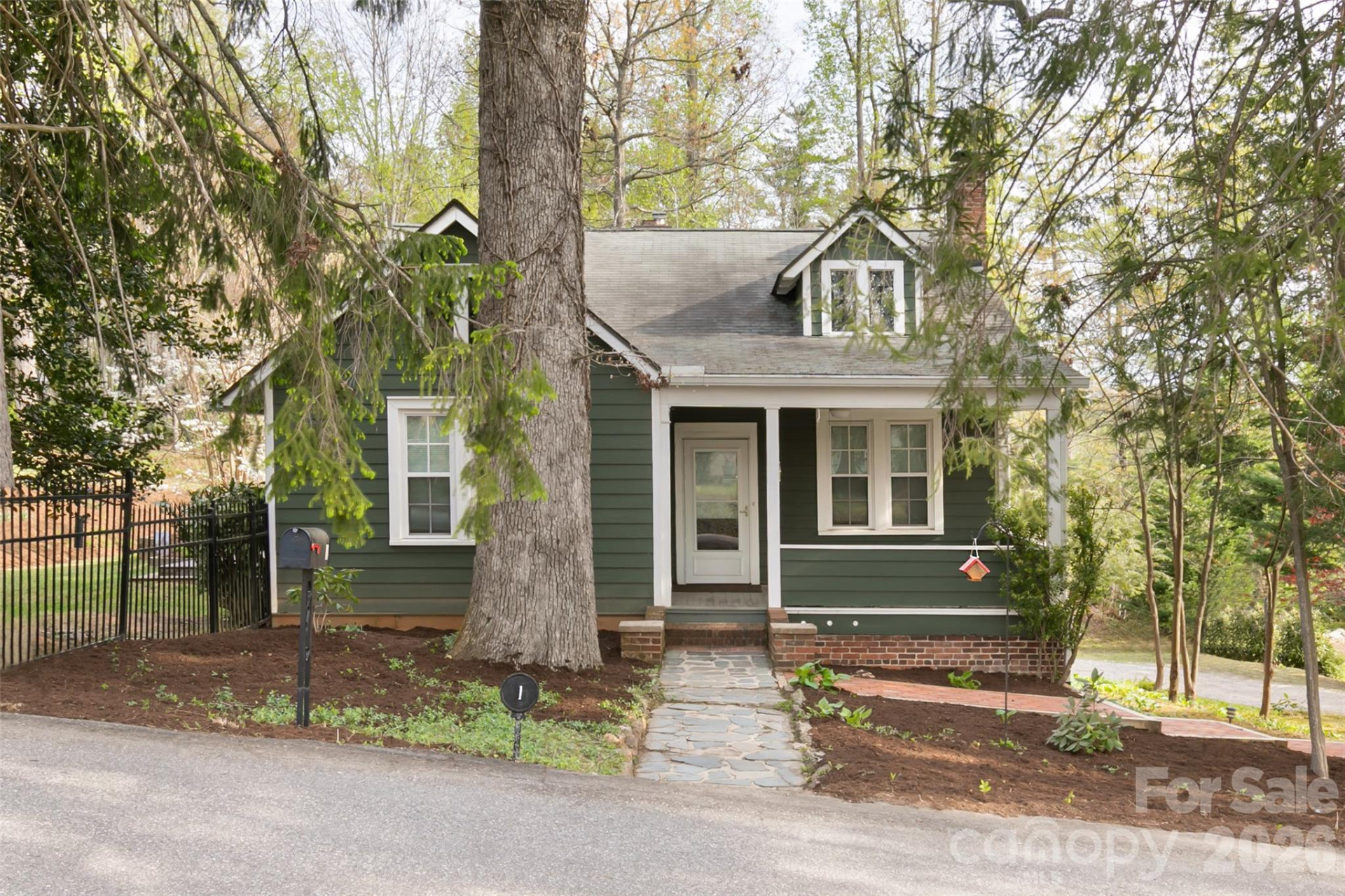 1 Ridgefield Place - Photo 4