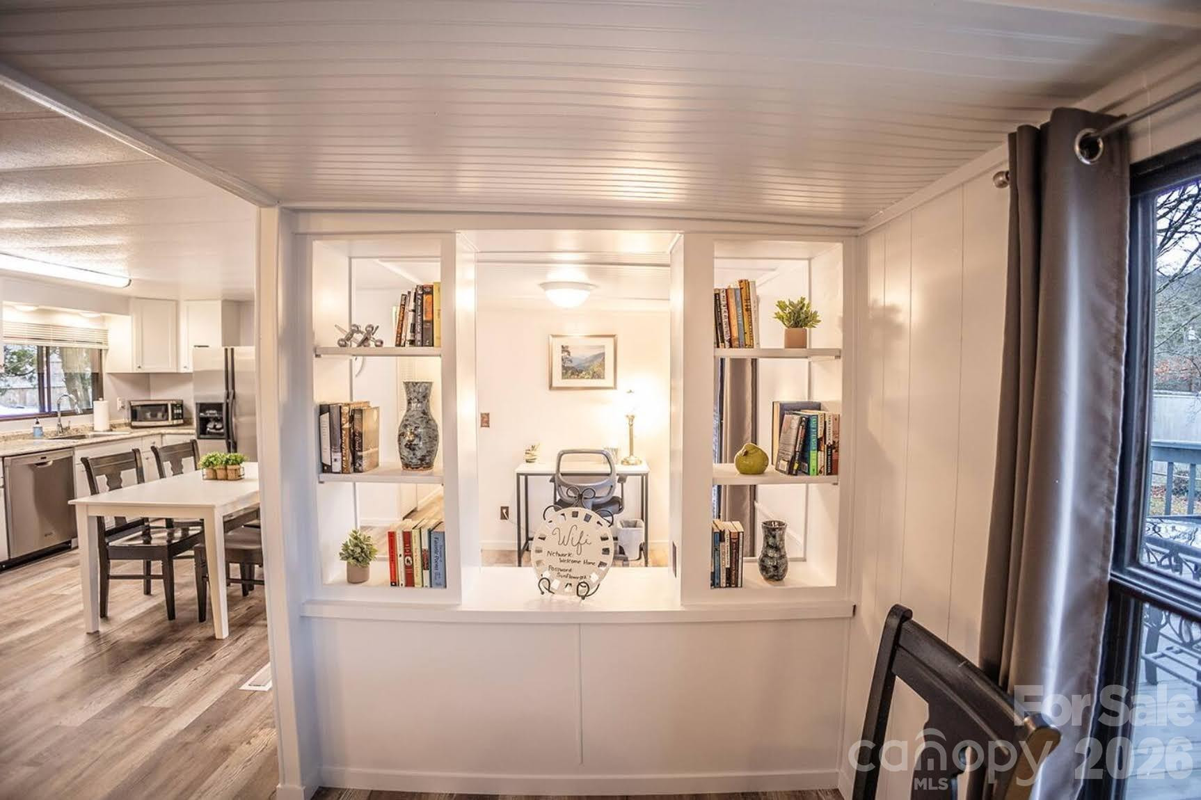 101 6th Street - Photo 3