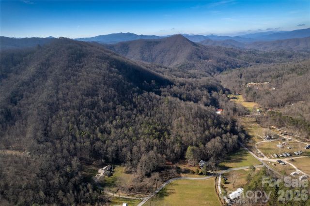 70 Earls Road, Bryson City, NC, 28713