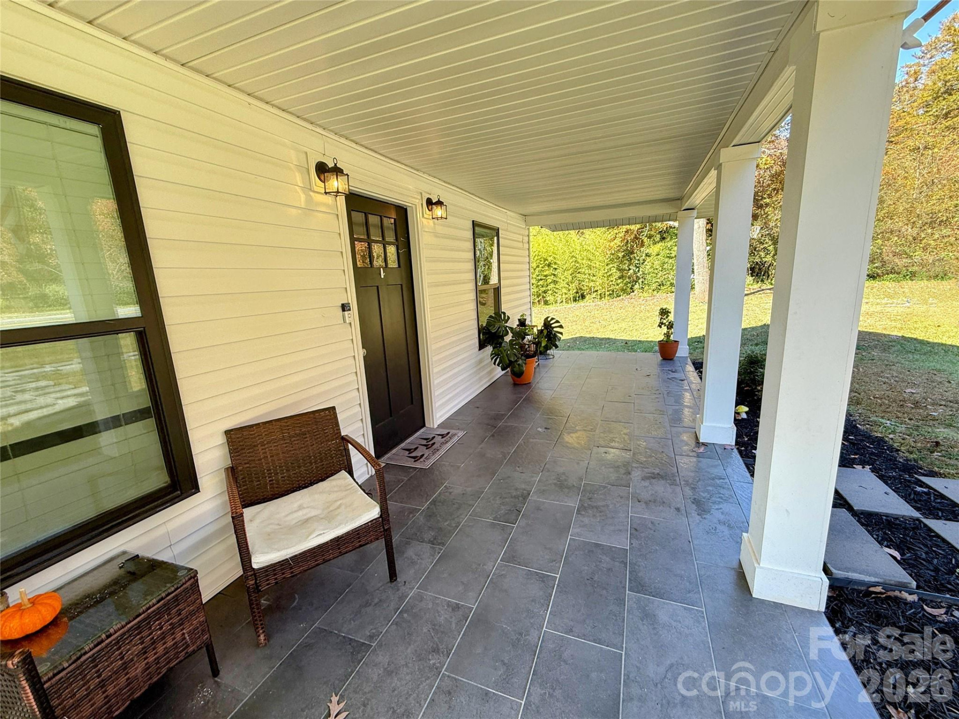 979 Howard Gap Road - Photo 4