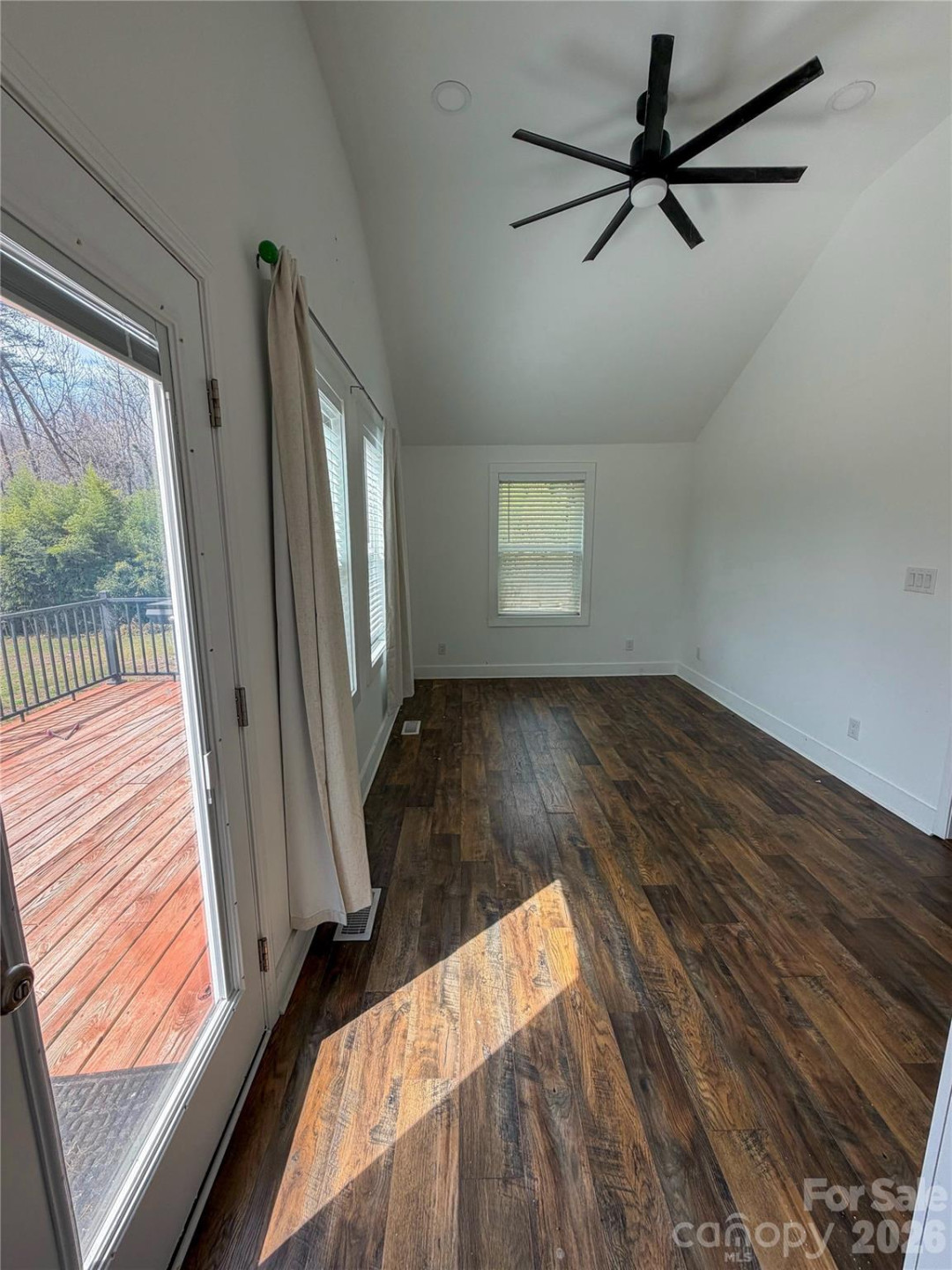 979 Howard Gap Road - Photo 8