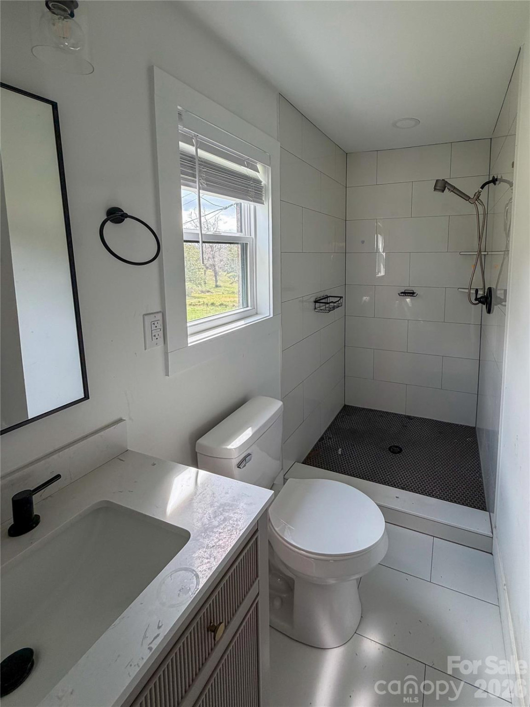 979 Howard Gap Road - Photo 14