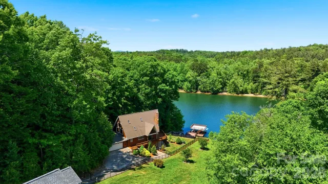 1925 Lake Acres Drive, Hickory, NC, 28601