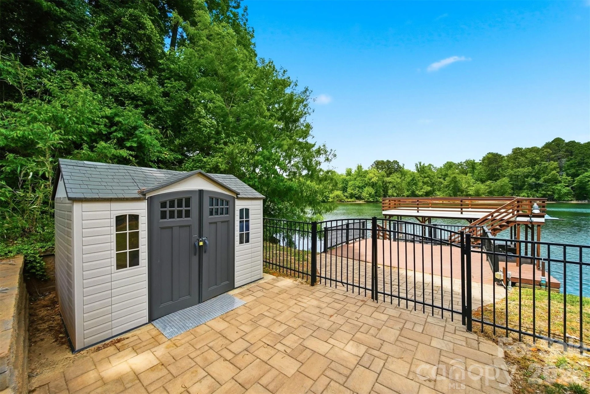 1925 Lake Acres Drive - Photo 40
