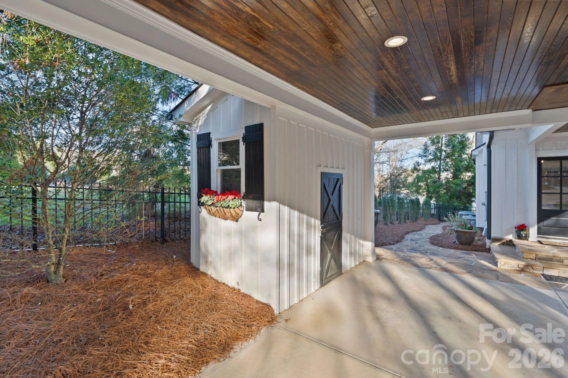 18380 Nantz Road - Photo 10