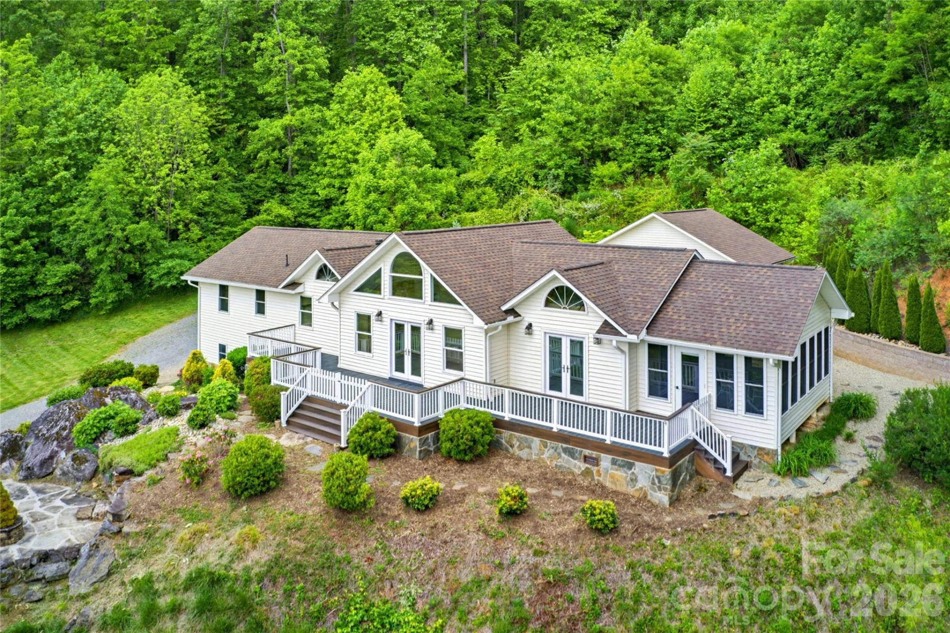770 Discovery Place - Photo 28