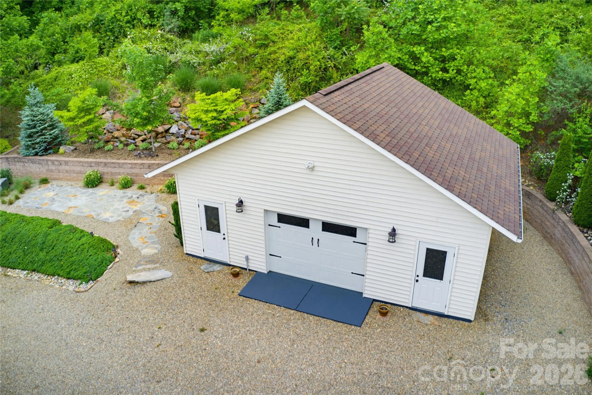 770 Discovery Place - Photo 4