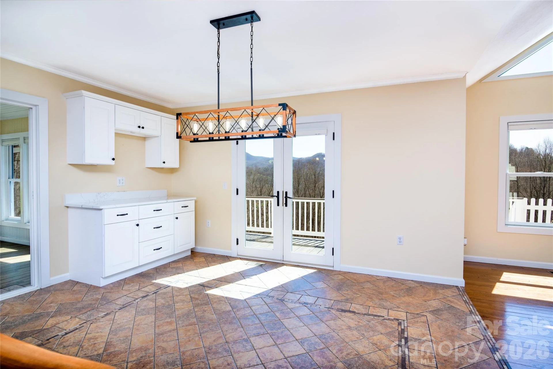 770 Discovery Place - Photo 6
