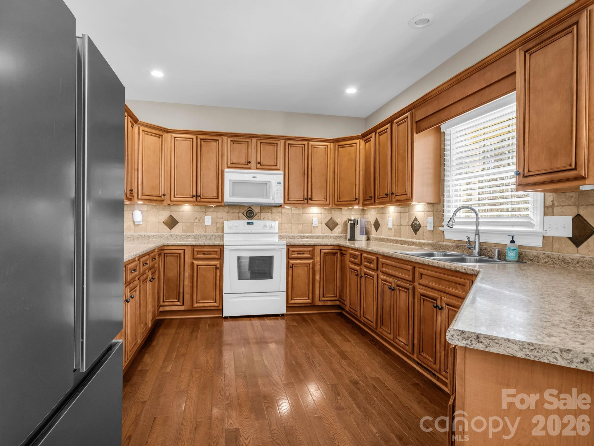 385 White Stone Drive - Photo 6