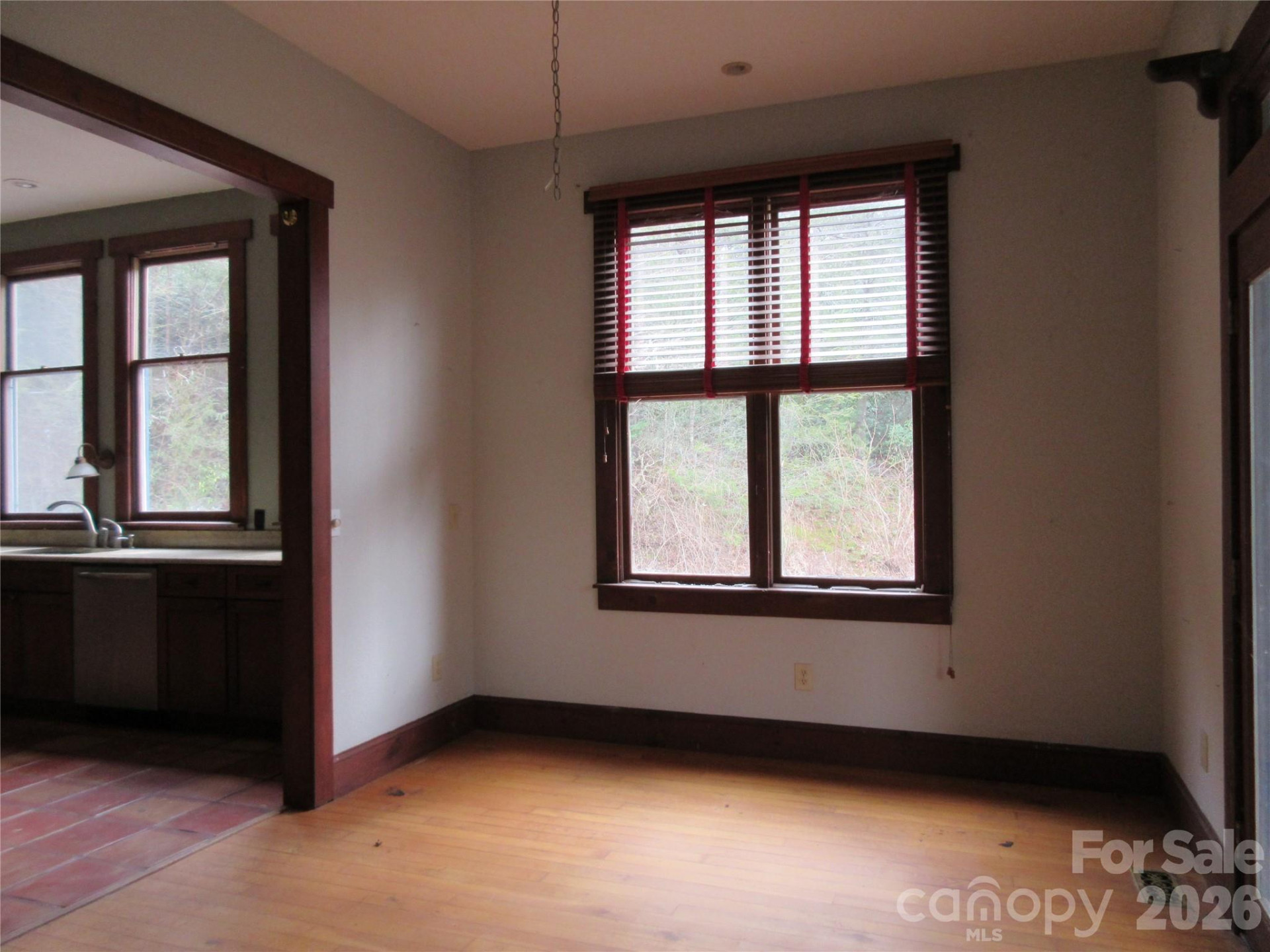 373 Shumont Road - Photo 5