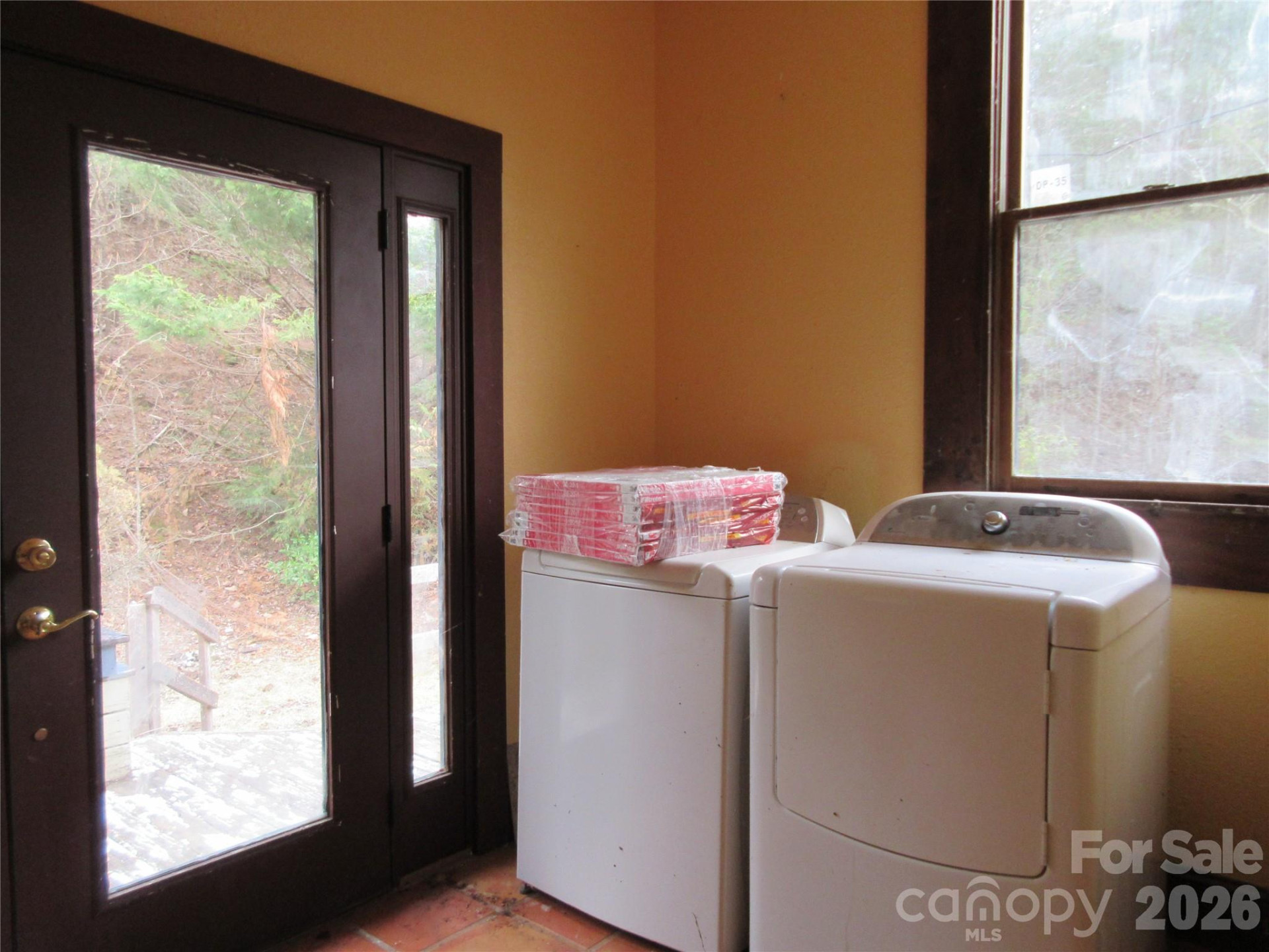 373 Shumont Road - Photo 7