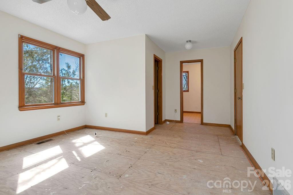 416 Kanasgowa Drive - Photo 16