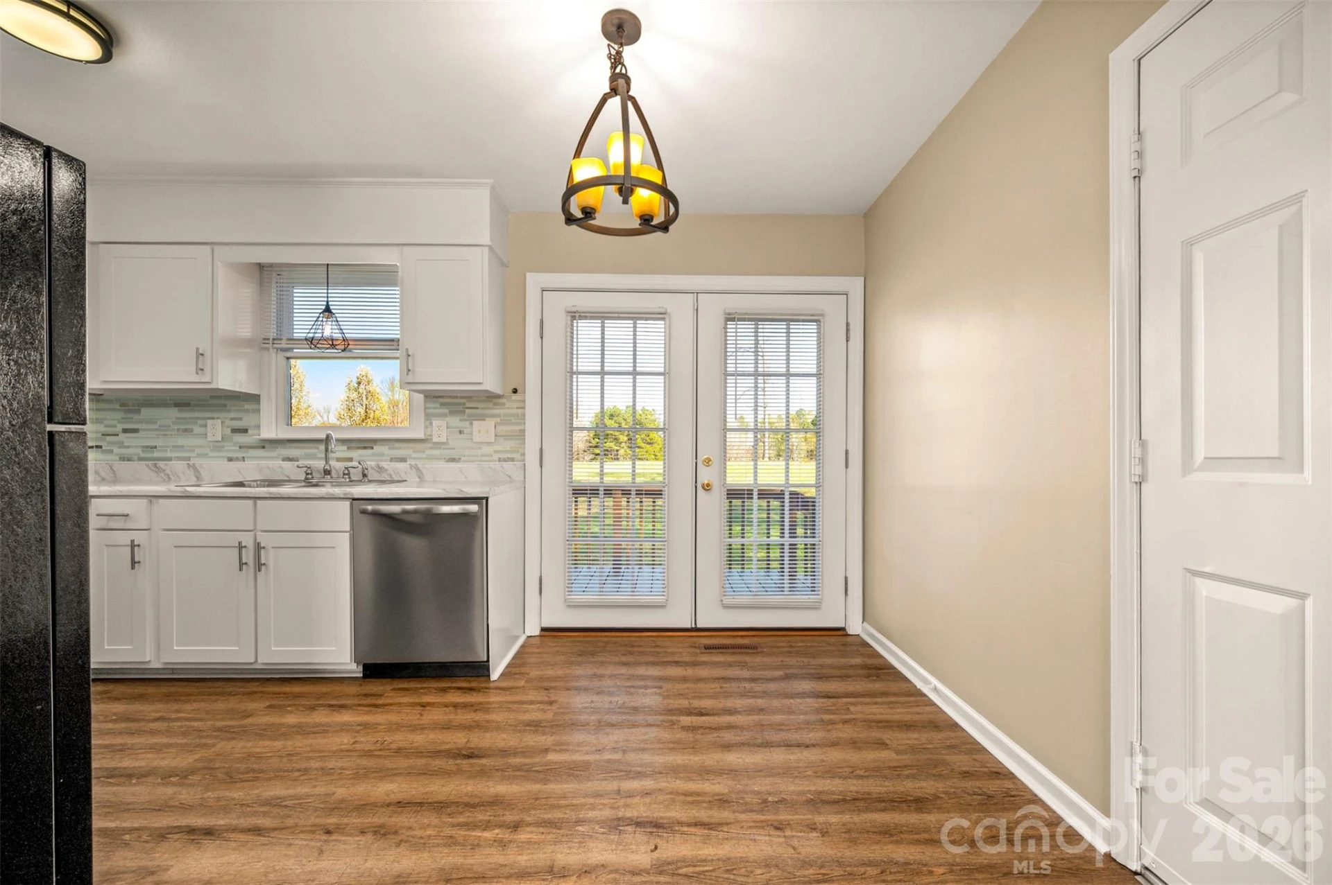 273 Trojan Lane - Photo 6