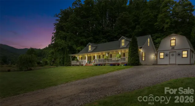 33 Copper Penny Lane