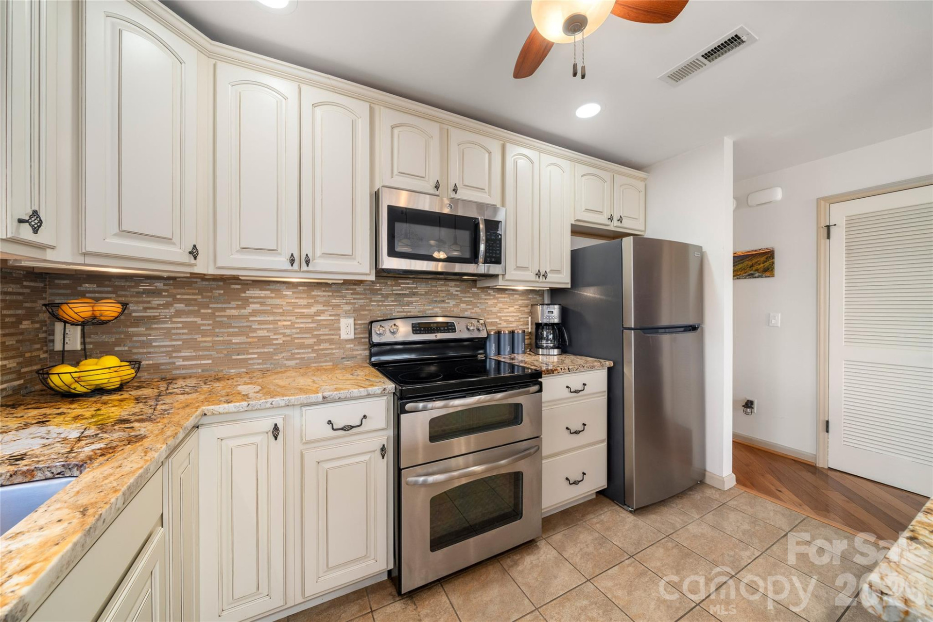 37 Cherokee Trail - Photo 8