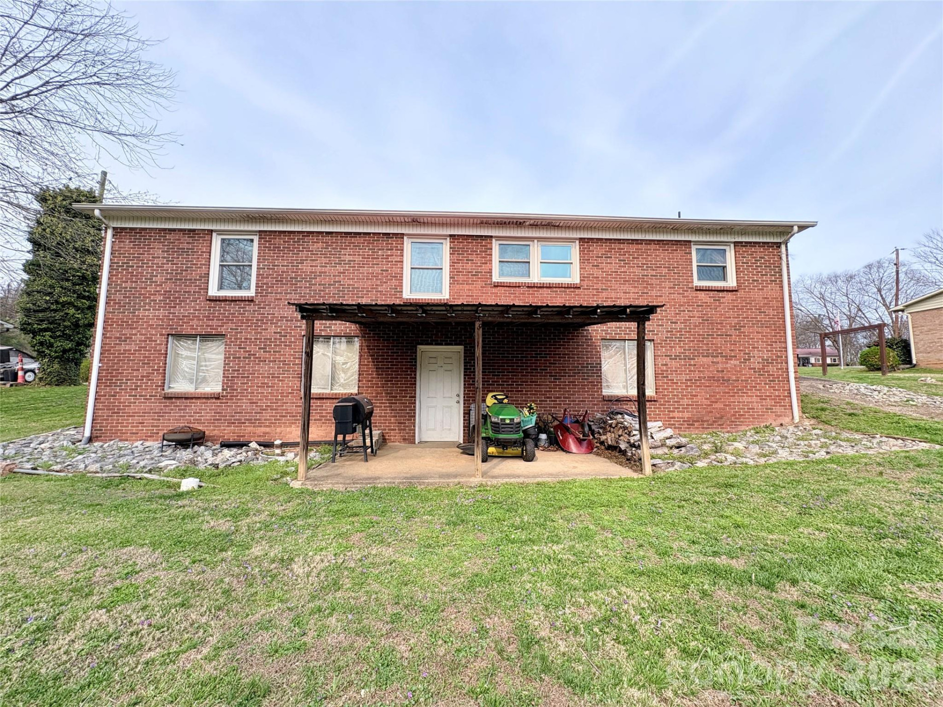 5666 US 70 Highway - Photo 17