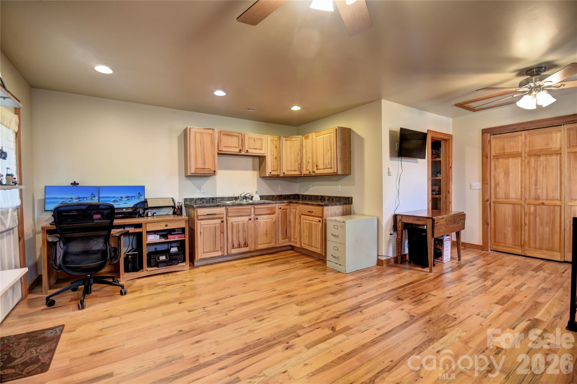 85 Homlish Gardens Drive - Photo 27