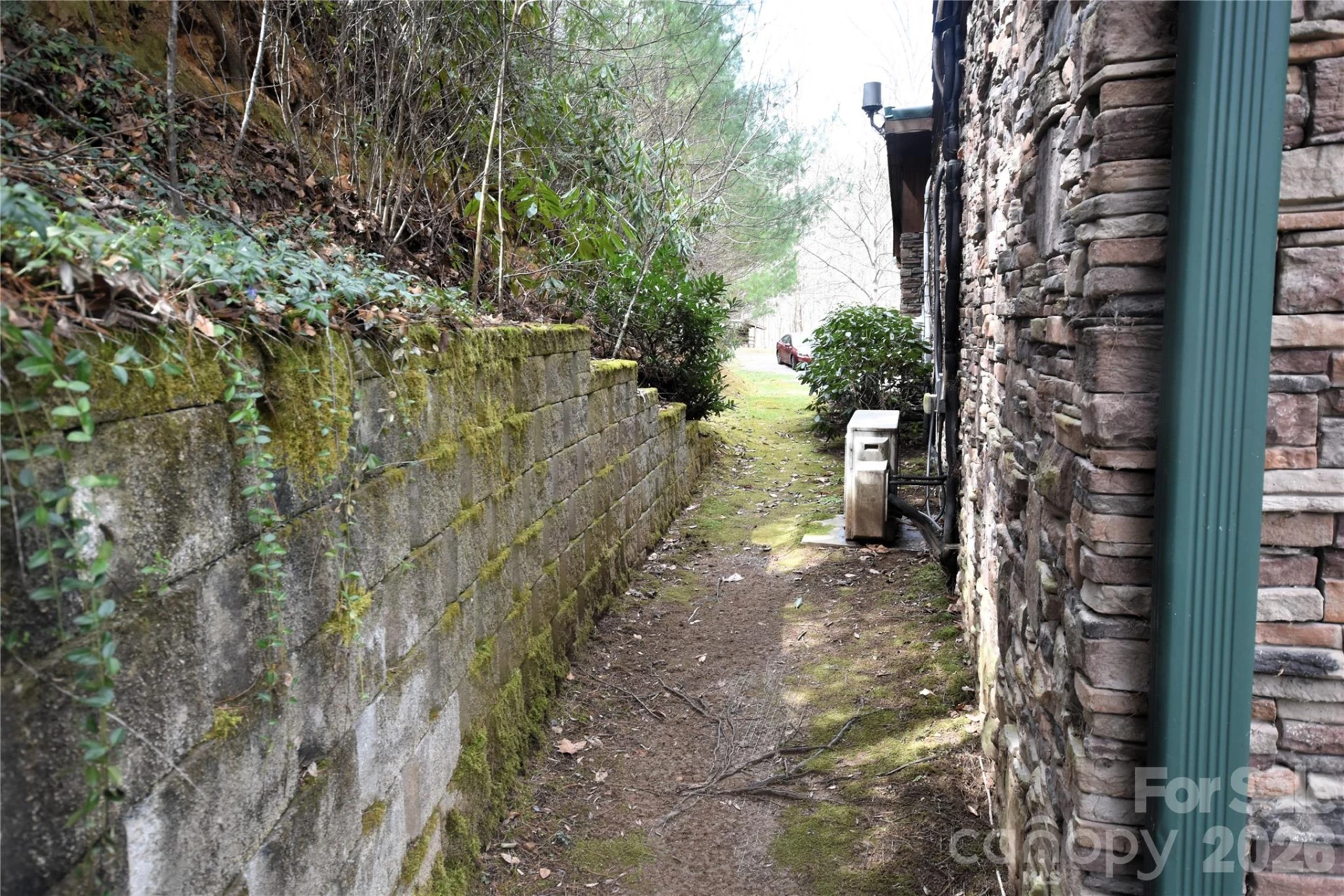 85 Homlish Gardens Drive - Photo 5