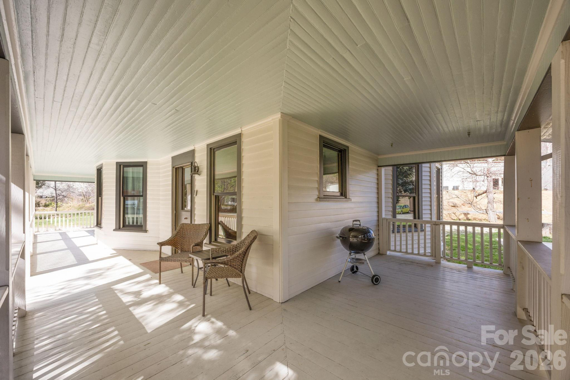 615 Rose Hill Road - Photo 3