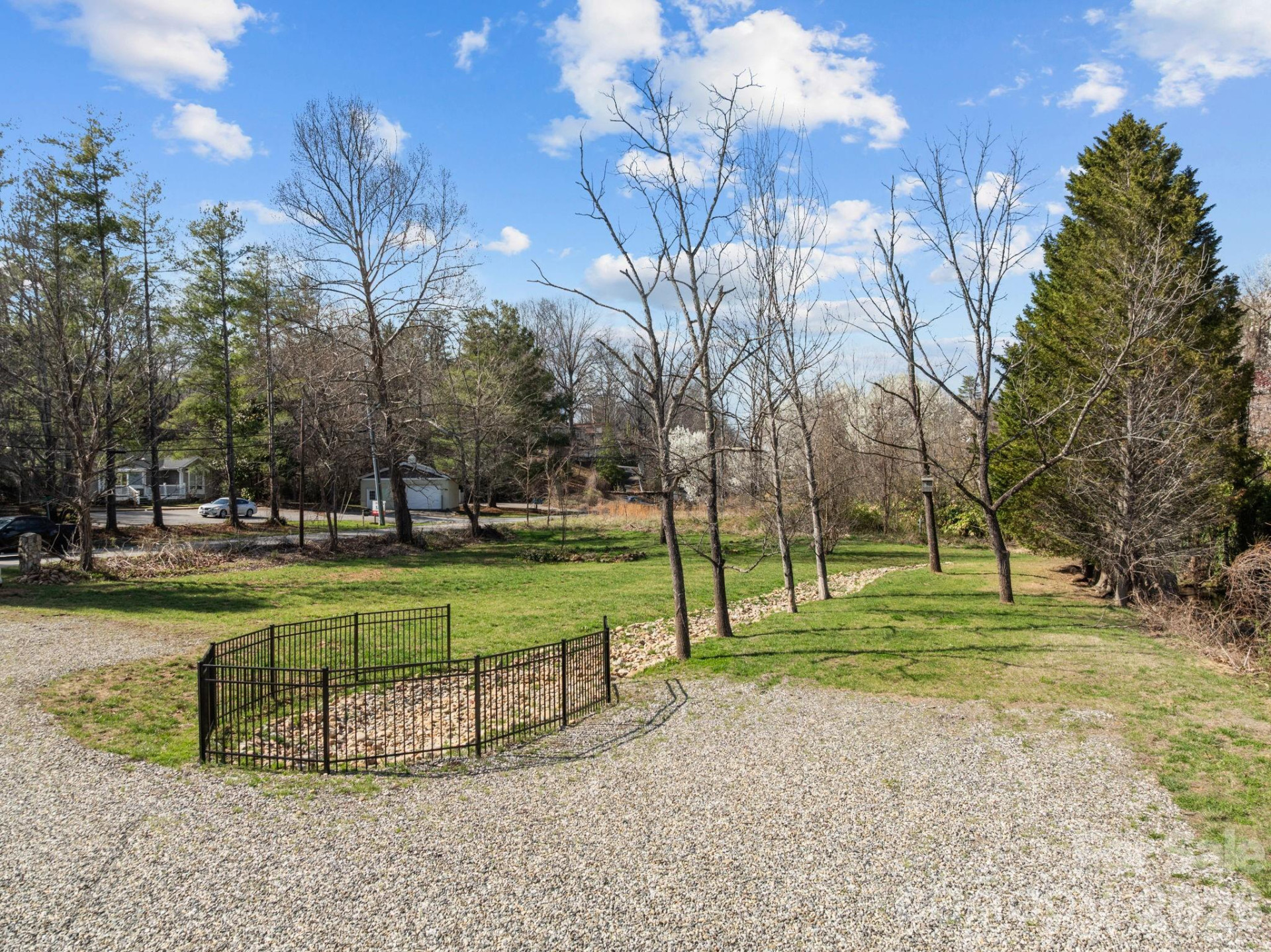 615 Rose Hill Road - Photo 31