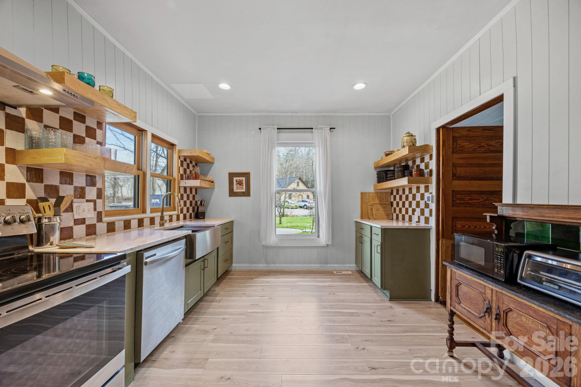 615 Rose Hill Road - Photo 10