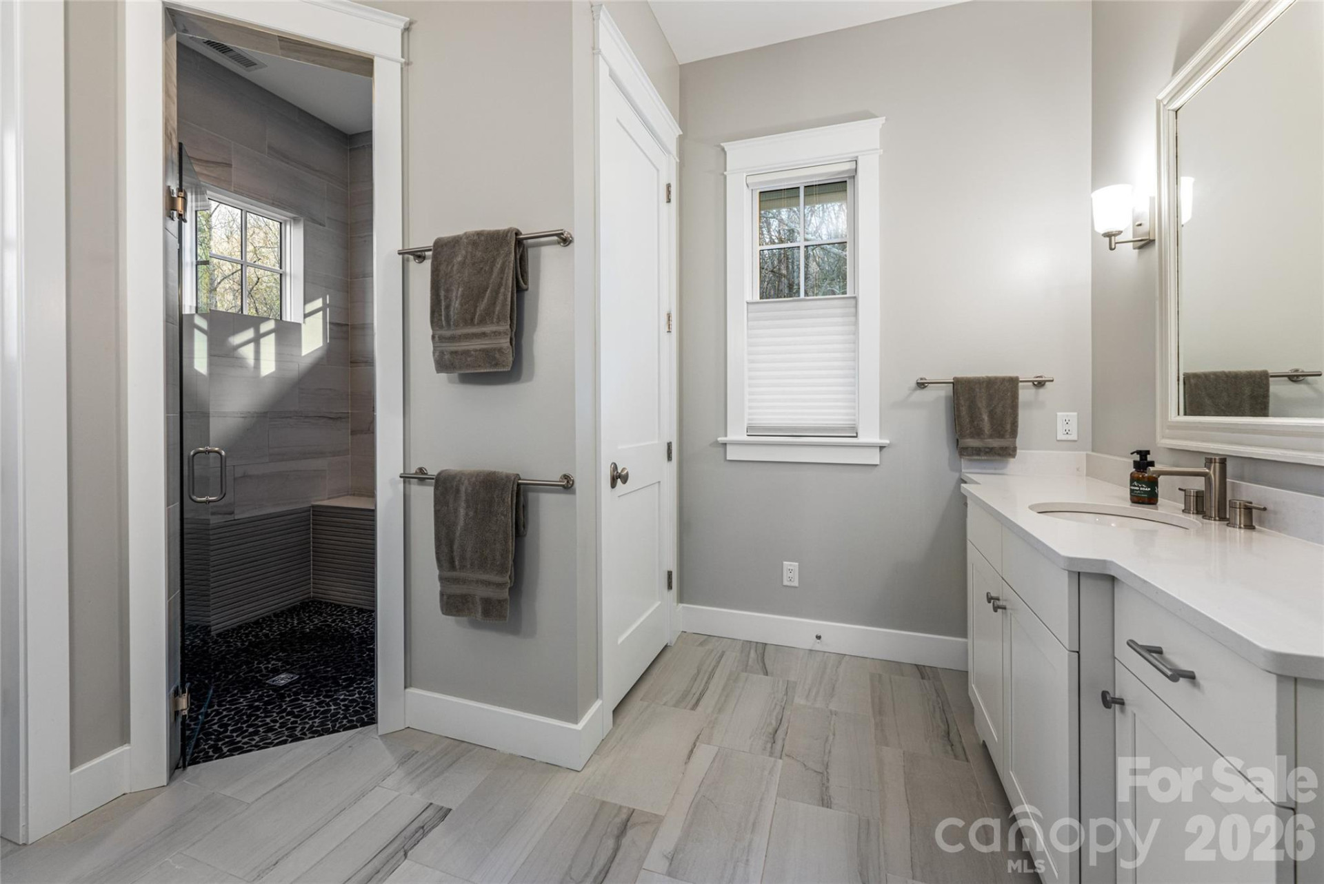 450 Barrington Drive - Photo 19