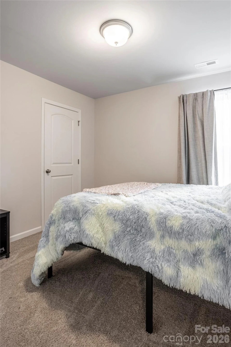 132 Crown Court - Photo 25