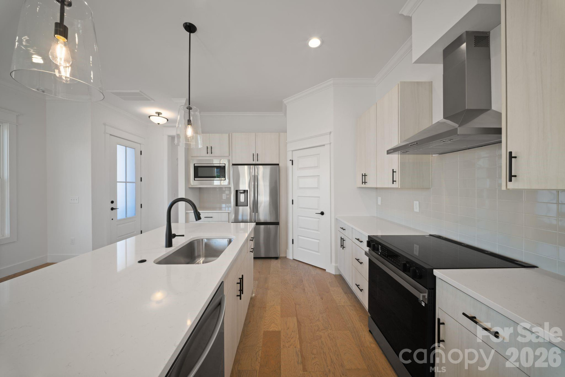 128 Collin Place - Photo 3