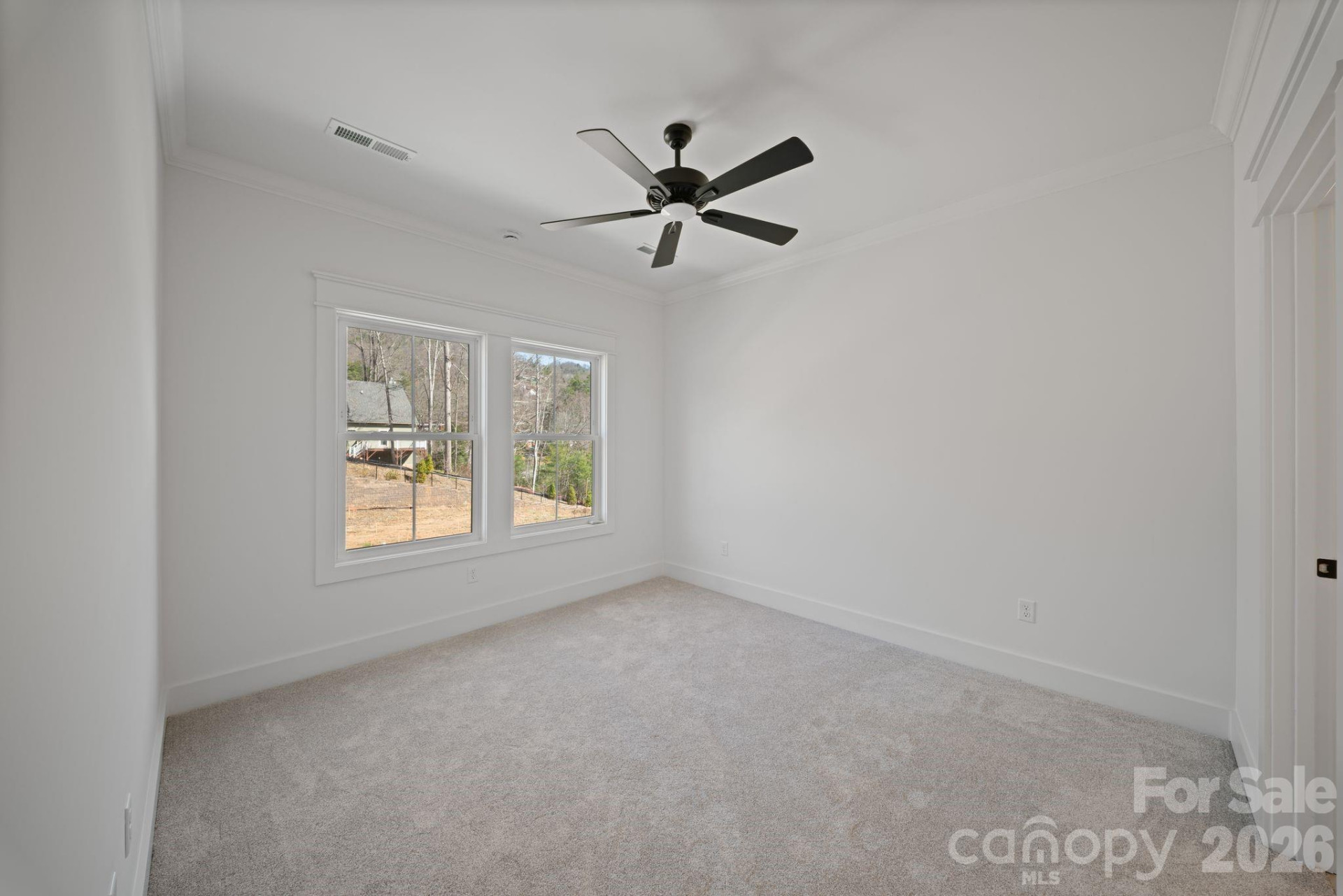 128 Collin Place - Photo 9