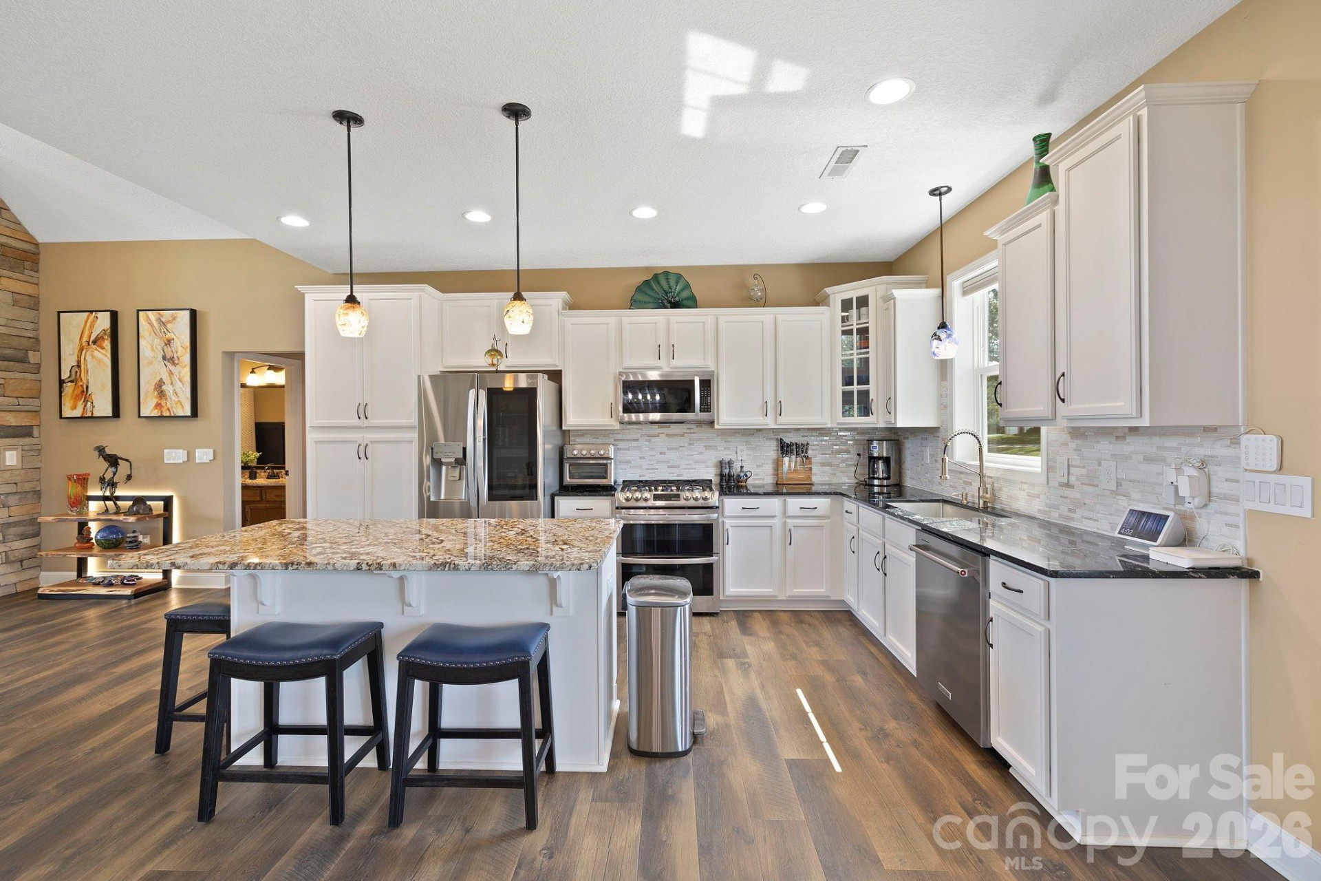 16 Enchanted Oak Lane - Photo 8