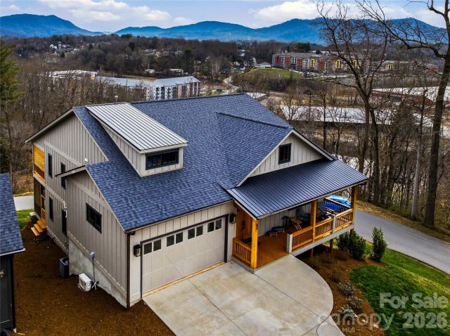 80 Caledonia Road, Asheville, NC, 28803