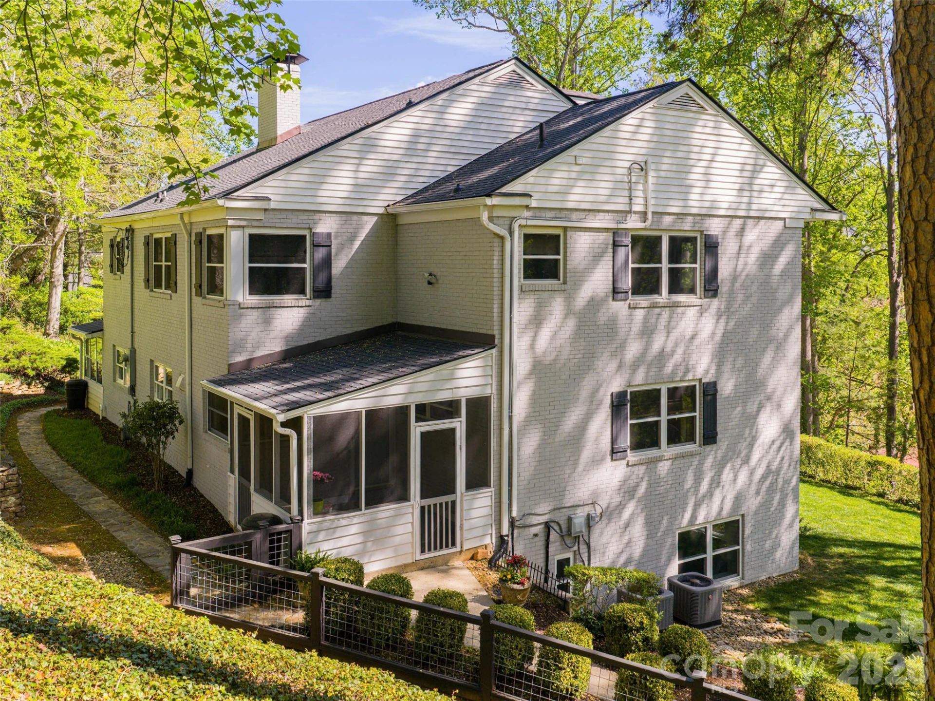 114 Cambridge Road - Photo 38