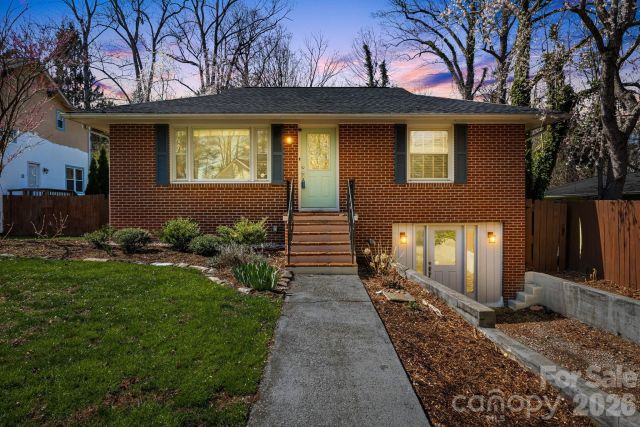 1733 Clairmont Drive, Hendersonville, NC, 28791