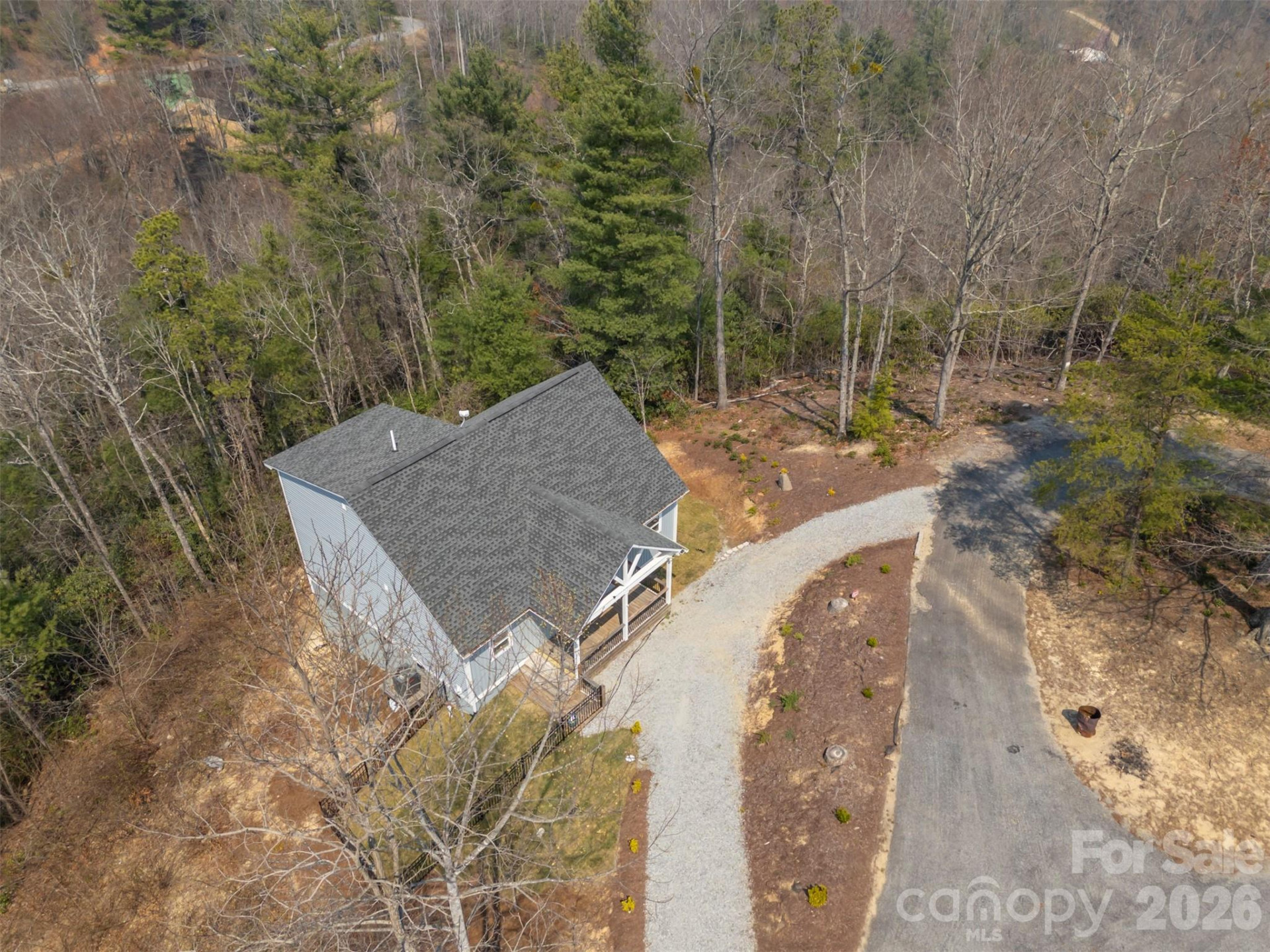 823 Silverstone Drive - Photo 2