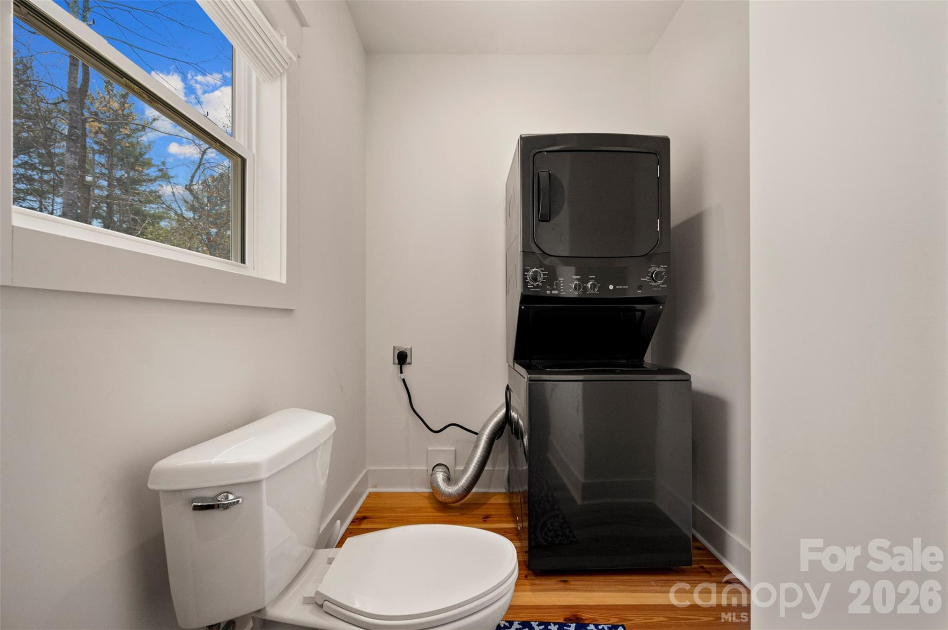 823 Silverstone Drive - Photo 18