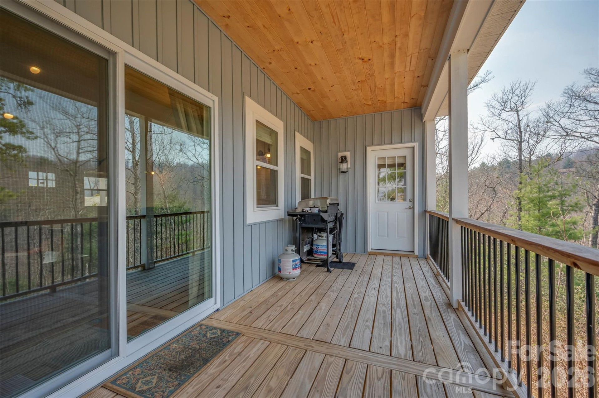 823 Silverstone Drive - Photo 27